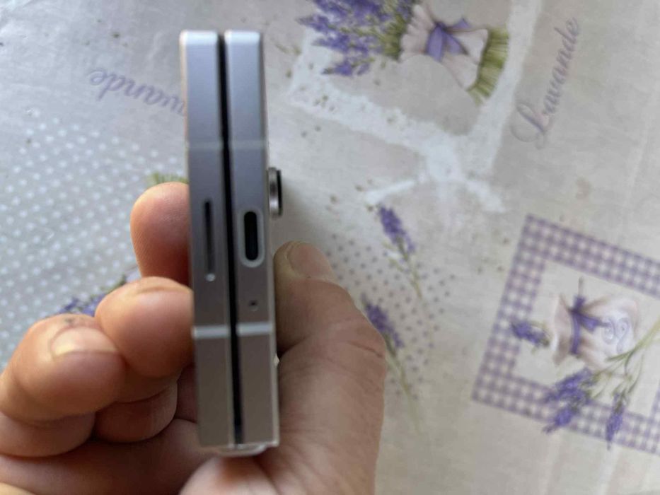 Samsungu z fold 6 512 G impecabil