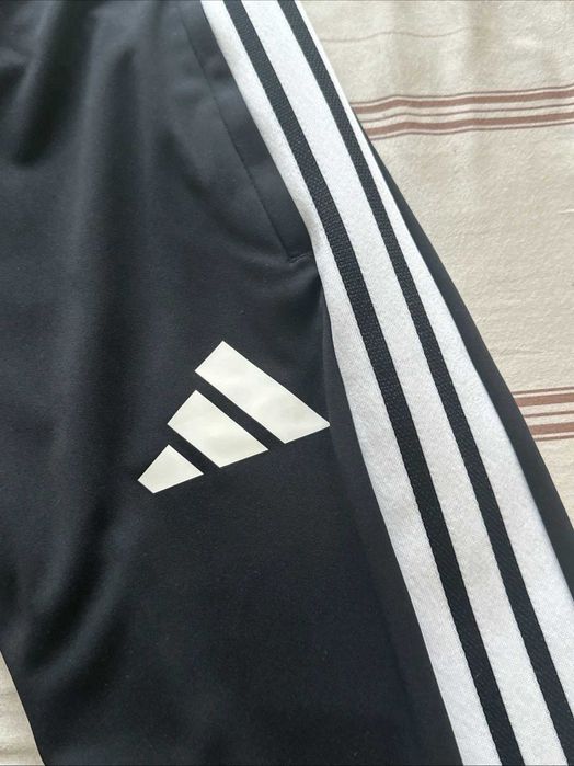 ADIDAS Tiro 26 Germany Presentation анцуг долнище на Националният отбор на Германия