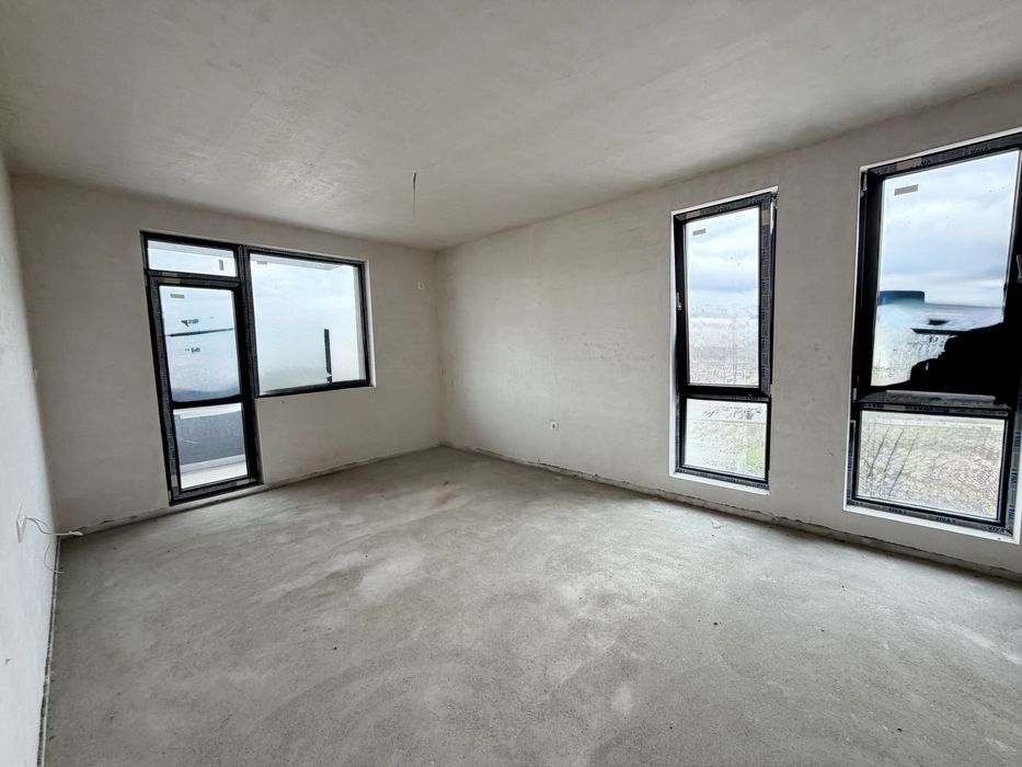 Тристаен Апартамент Ново Строителство с Акт 16 , гр. Търговище кв. Запад 2