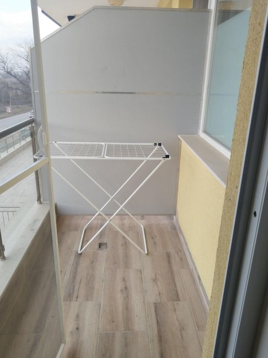 Дава се под наем Едностаен апартамент в Пловдив, Остромила - 65 кв.м за 310 € - Снимка #9