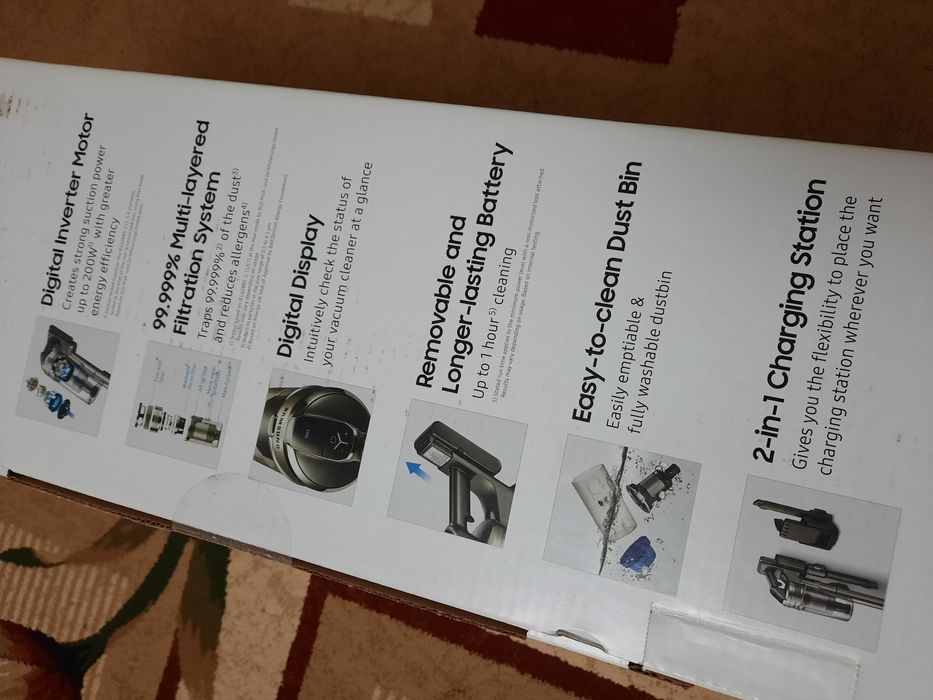 Вертикальный пылесос новая