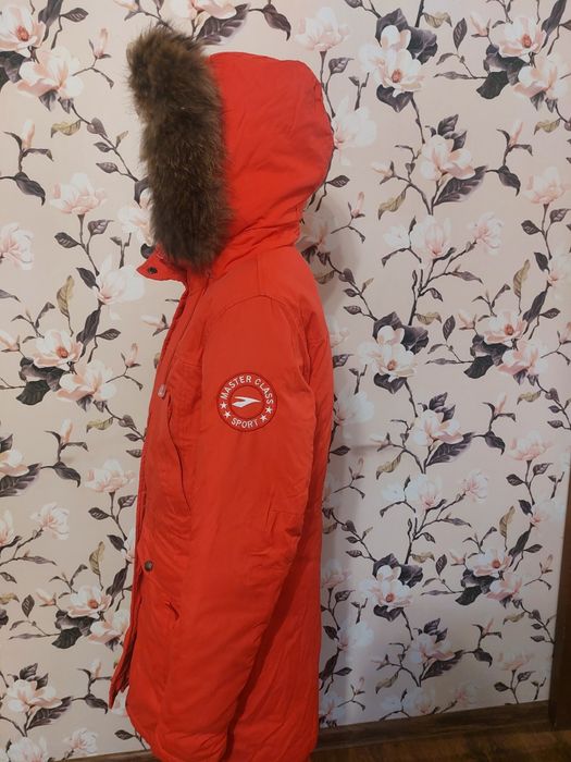 Продам зимнюю куртку