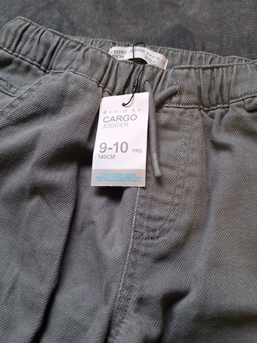 Детски карго панталон, нов, размер 140см. /9-10год./
