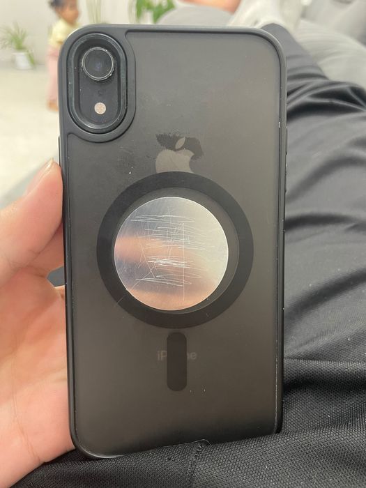 Продам айфон хр   .