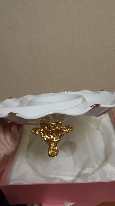 Сандық и посуды,