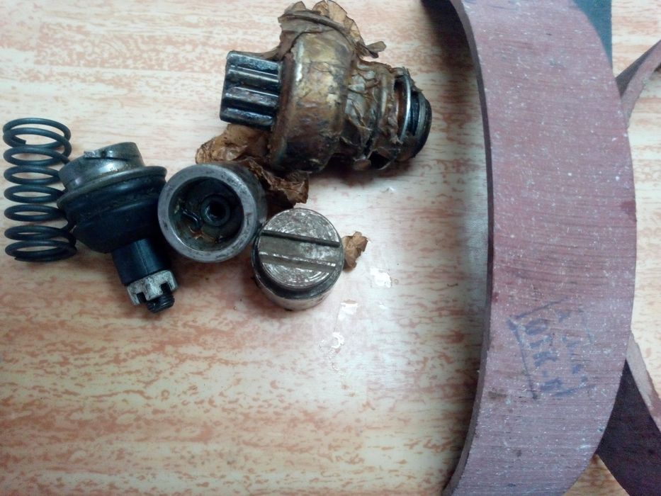 Метален багажник и резервни части за Волга