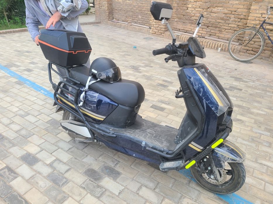 Скутер ларго моторс