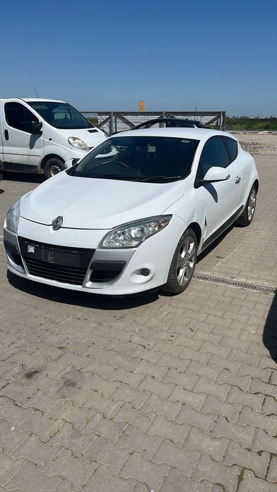 Dezmembram Renault Megane Coupe 1.9 diesel din 2010