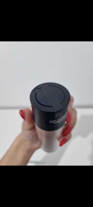 Нов оригинален фон дю тен Bare Minerals