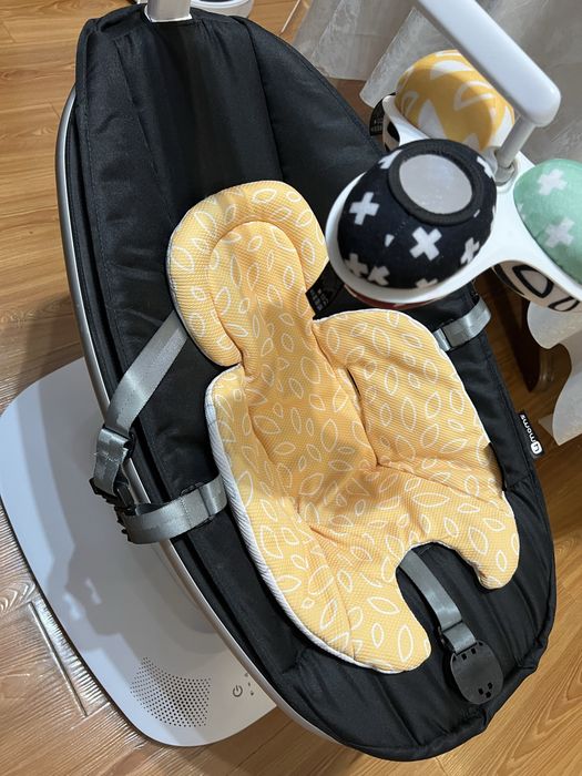 Продам электрокачелю-шезлонг 4Moms Mamaroo