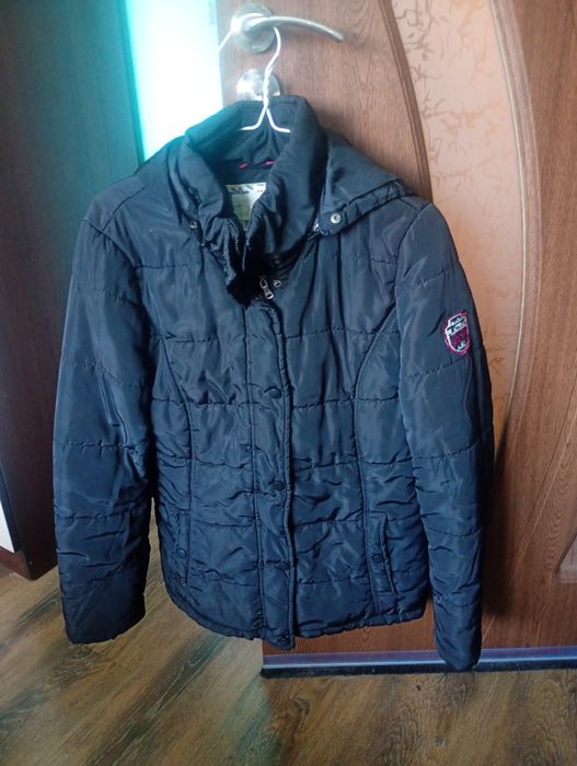 Промоция!!!Страхотни  двулицеви якета,черно и  бяло кожухче