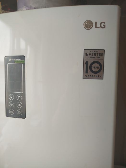Холодильник LG 2х камерный