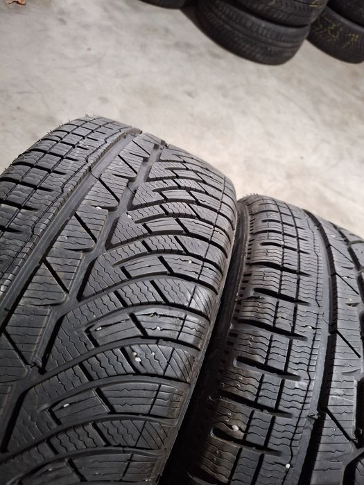 2 Anvelopele de iarnă  225 45 r18 Michelin