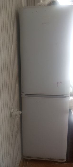 Холодильник Бирюса
