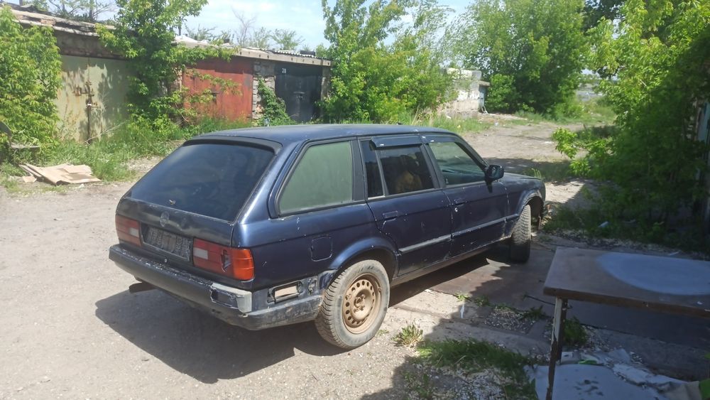 Е30 туринг 93 года