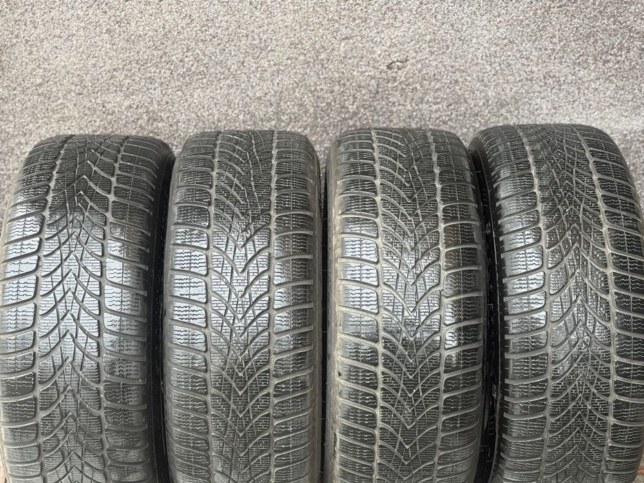 Jante aliaj BMW  F11 F10 4x Dunlop iarna  225/55R17