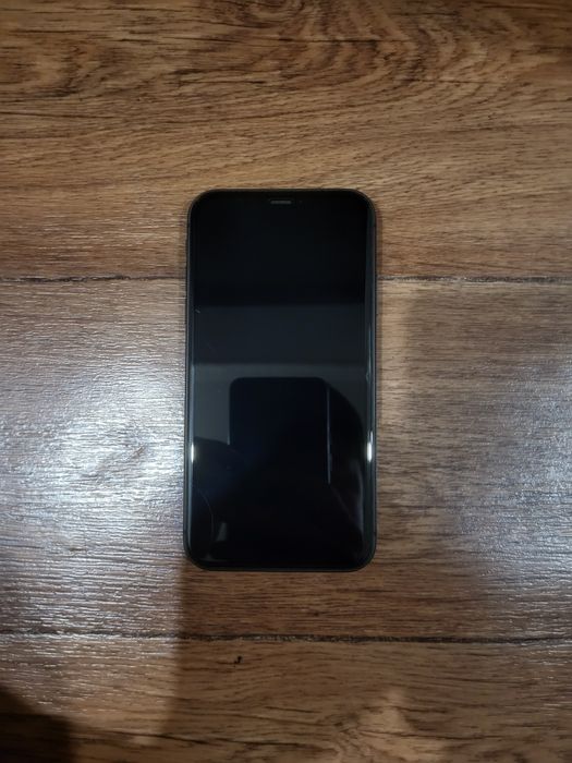 Телефон айфон 11 срочно срочно