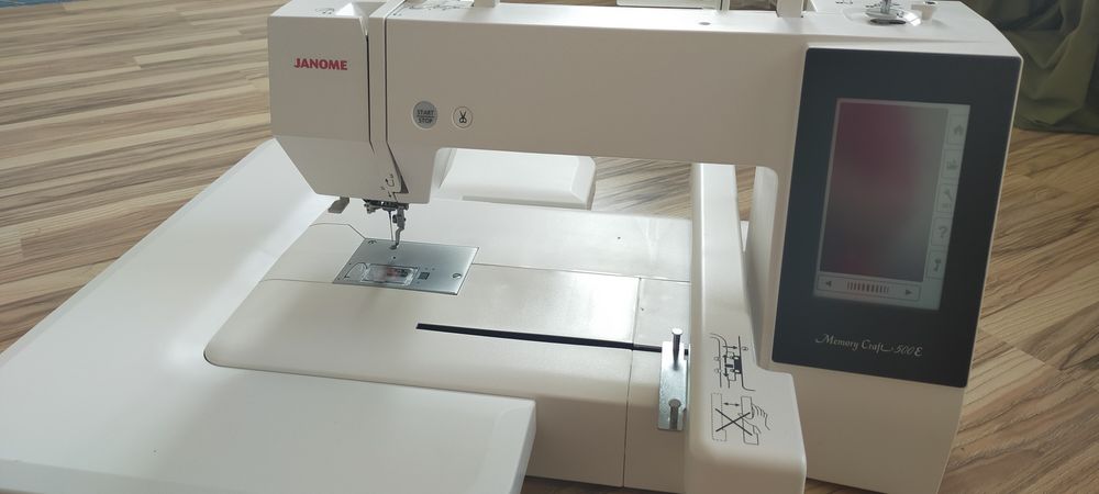 Вышевальная машинка Janome 500E