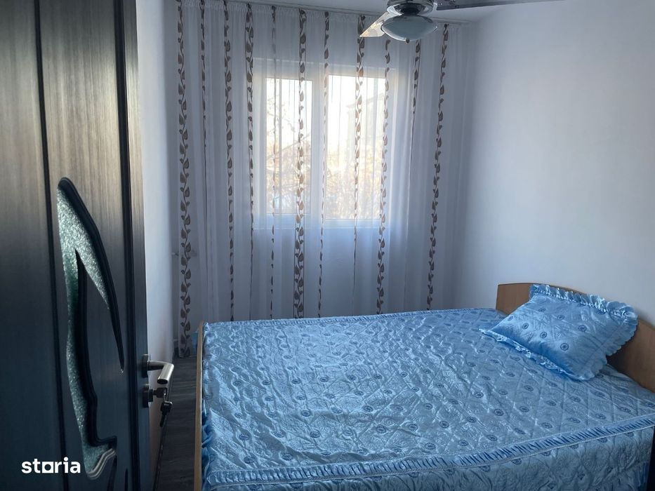 Vest(Cosminele),apart 3 cam de inchiriat