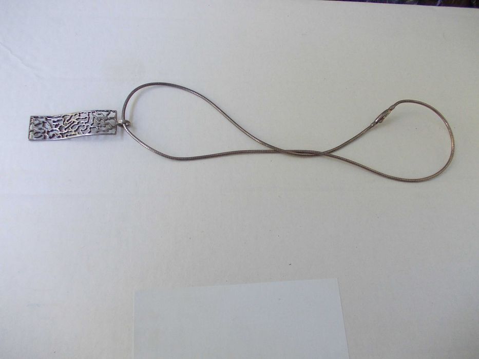 Lant cu medalion pandantiv vechi din argint 1