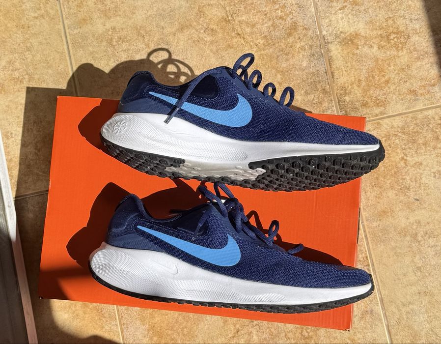 Маратонки Nike размер 43