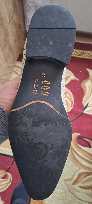 мужские туфли продаются