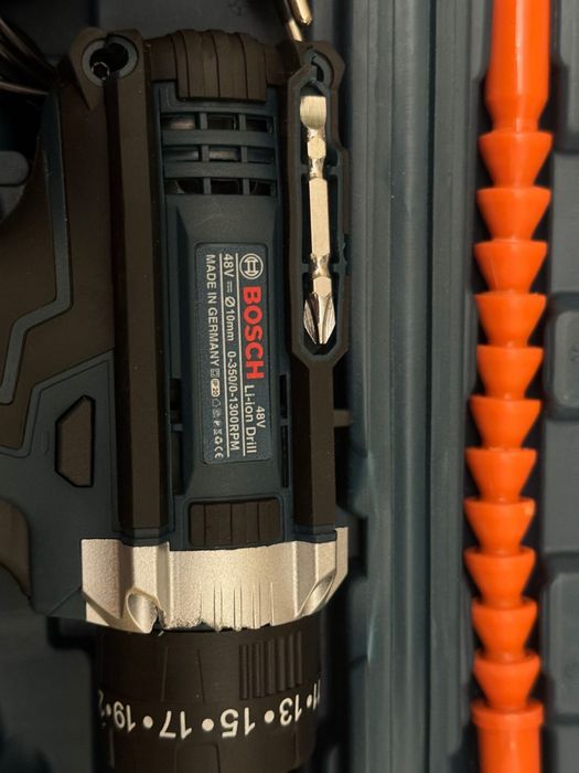 шуроповерт BOSCH 48V