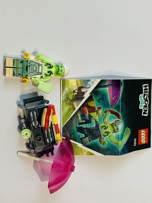 LEGO Hidden Side 70431 - Farul intunericului + 30463 gratis