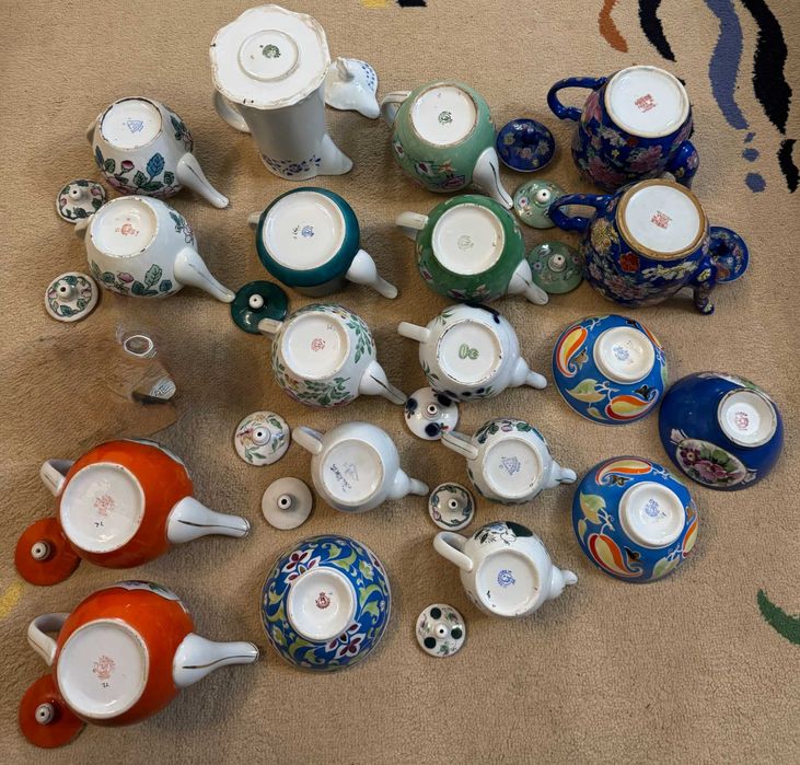 Старинные Чайники и Кофейник