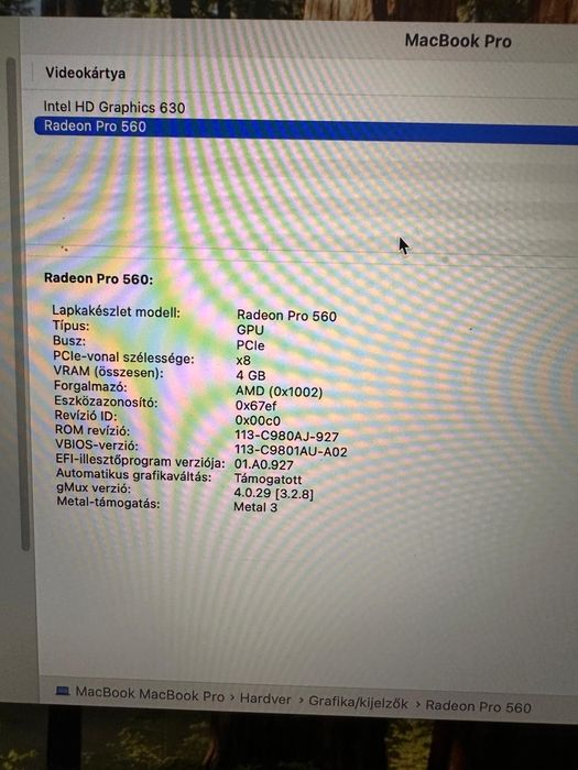 MacBook Pro 15" 2017 - i7 / 16GB RAM / 512GB / Radeon Pro 560 4GB / Baterie Nouă (14 Cicluri)!