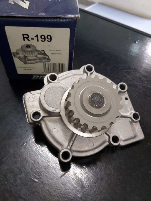 Воднa помпa за Рено