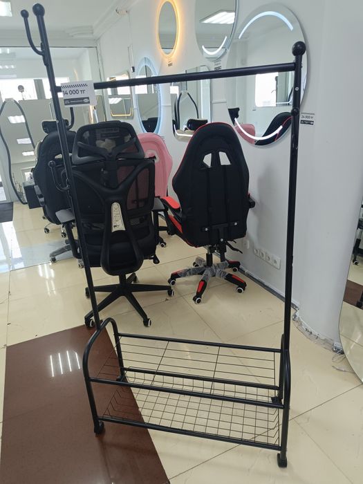 Вешалка напольная