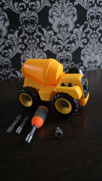 Продам детские конструкторы