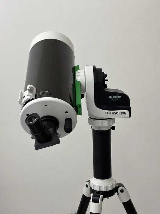 Tелескоп SkyWatcher 5" Maksutov компютъризиран WiFi с ЕКСТРИ топ модел последно поколение, сам намира и следи десетки хиляди обекти, работи и денем