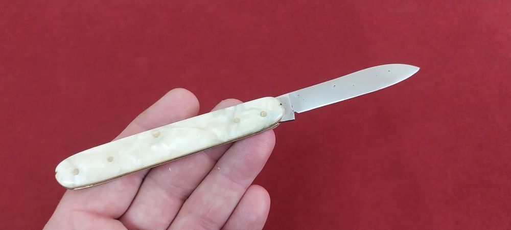 Джобно ножче - "Сърп и Чук"