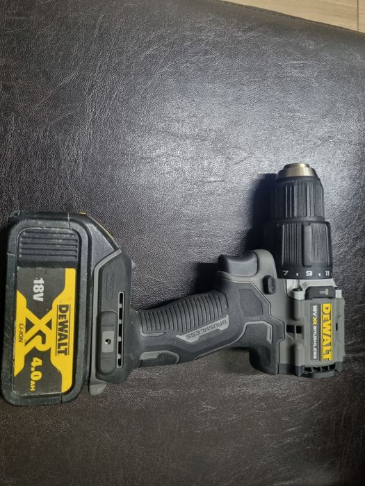 Filetantă Dewalt nouă