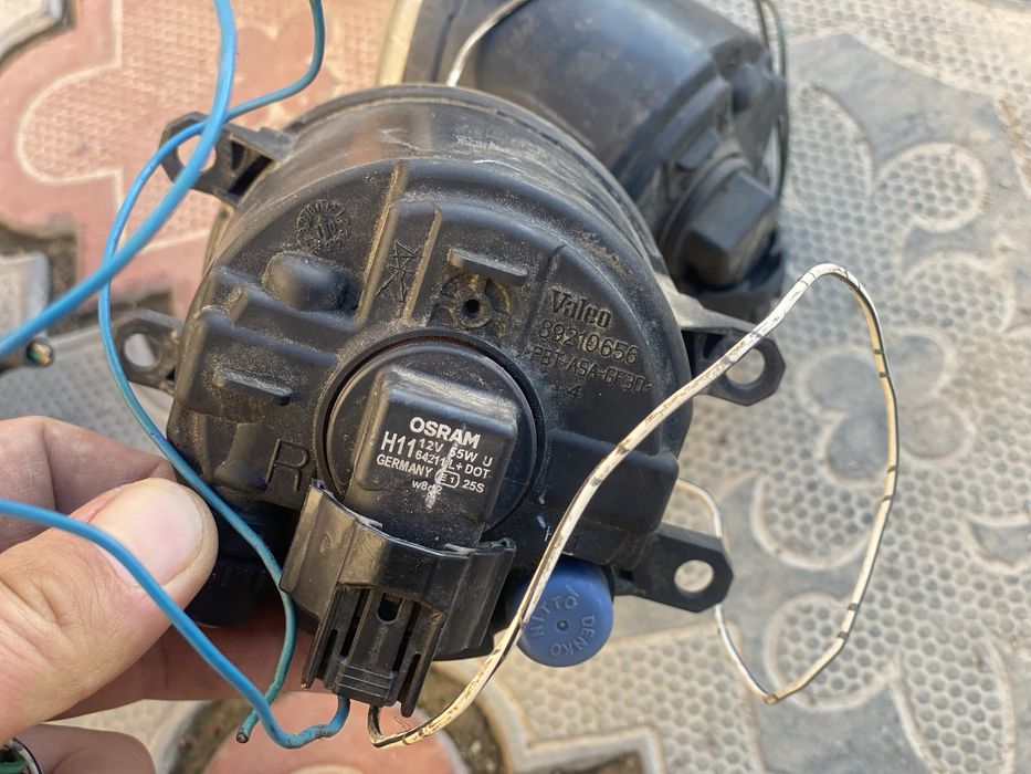 Противотунка туманка тойота камри всех модел 40-45