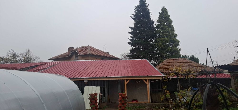 Ремонт и изграждане на покриви