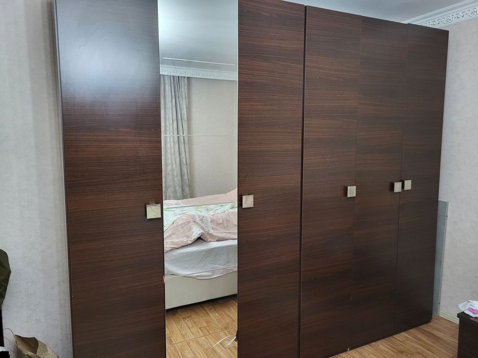 Два платяных шкафа Шатура