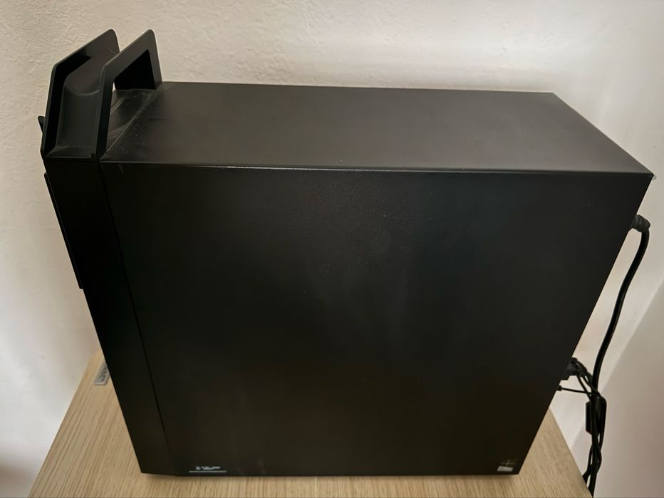 Lenovo ThinkStation / 32GB RAM / NVIDIA Quadro M4000 8GB / SSD+HDD