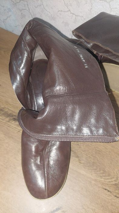 Botine din piele