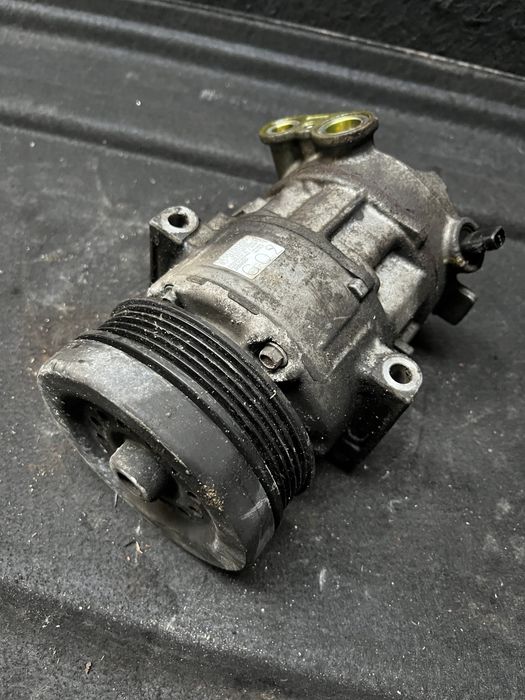 Compresor AC/ clima Opel Corsa D 1.2 Z12XEP cod: 55701200