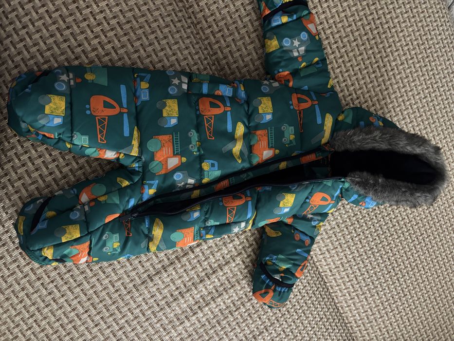 Продам зимний комбинезон