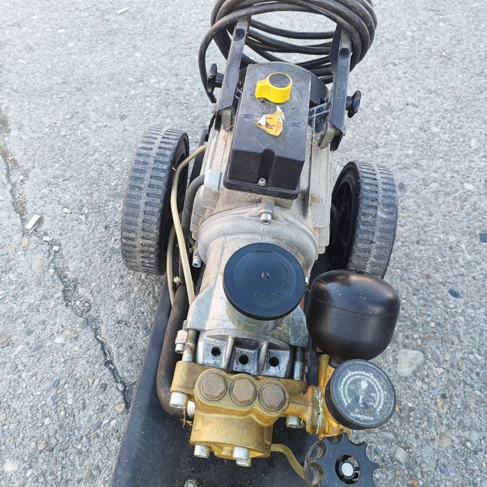 Karcher HD 1050  2 modele 210 bari