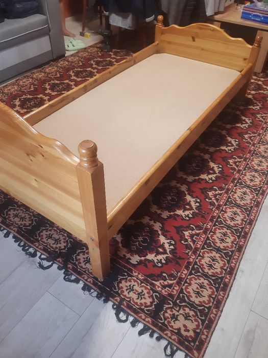 Легло "масив" с матрак