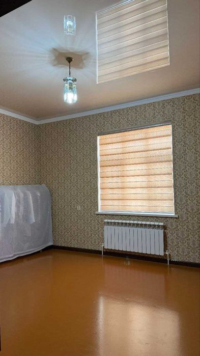 Продам угловой дом на участке 6 соток в центре Кибрая