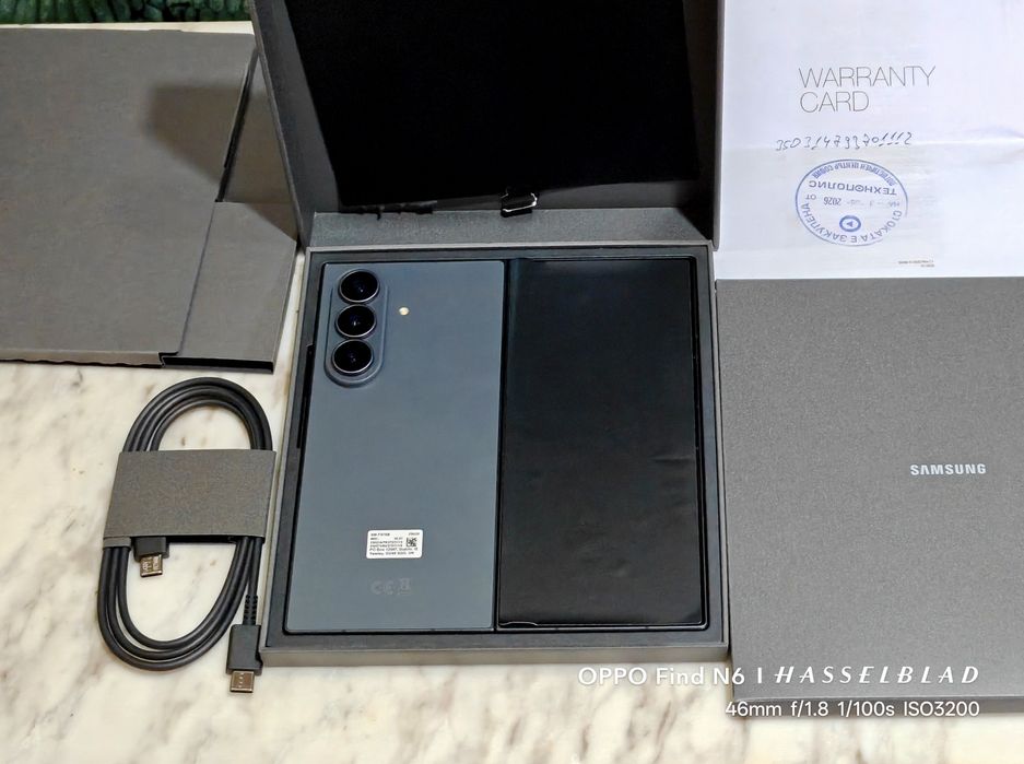 Samsung Galaxy Z Fold 8 Ultra 5G 256GB 12RAM Graphite 2г. Технополис! Гаранция! Като Нов!