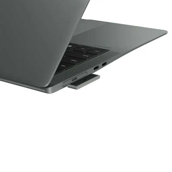 Honor MagicBook Art 14 2025