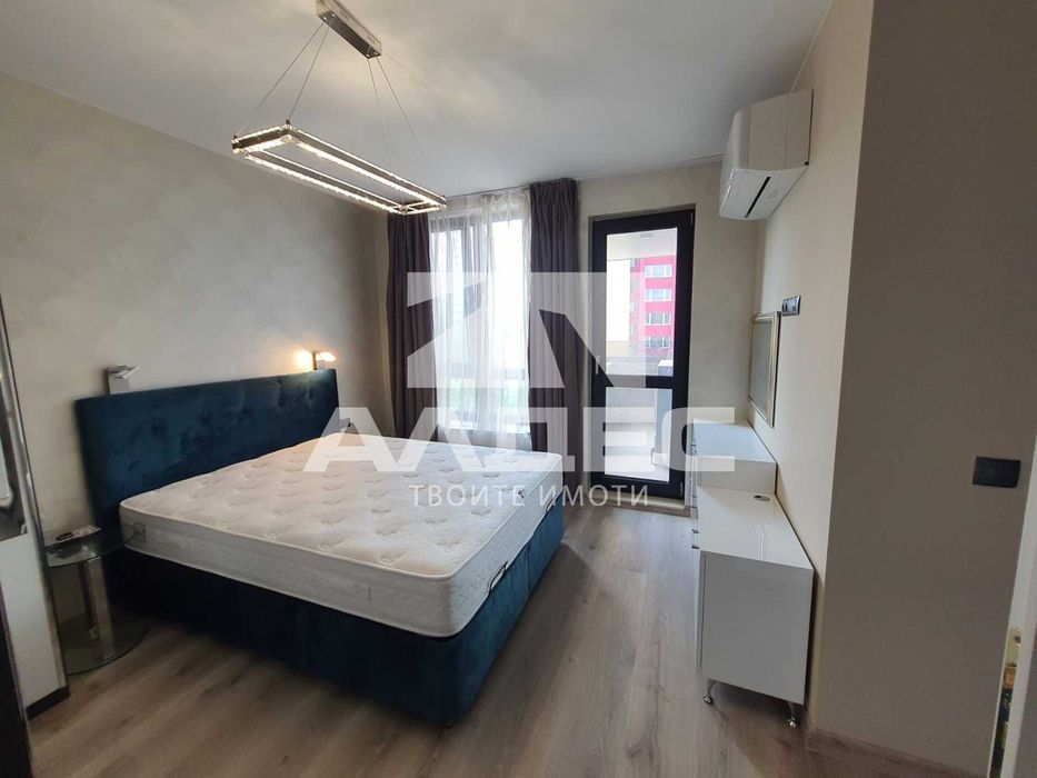 Дава се под наем Тристаен апартамент в София, Изток - 120 кв.м за 1196.97 € - Снимка #4