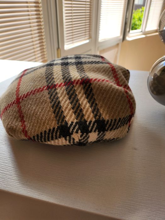 Barberry каскет оригинал